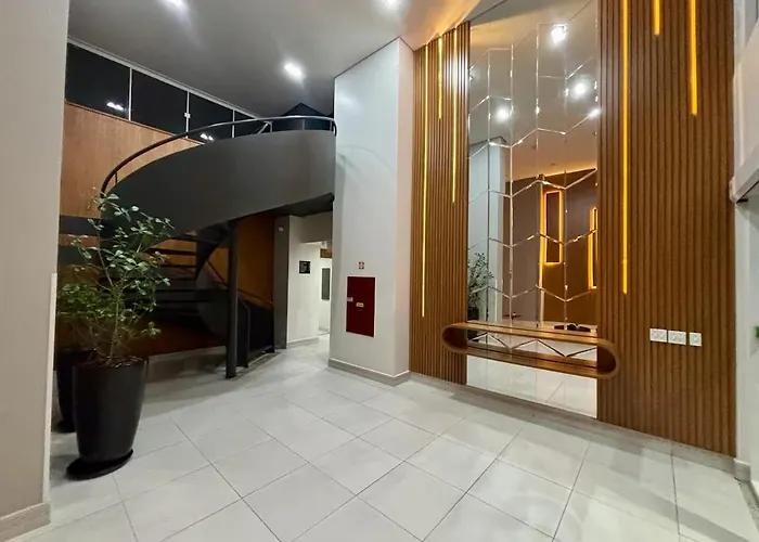 Lindo studio equipado em apartamento clube com academia e conforto no centro de - MID Home